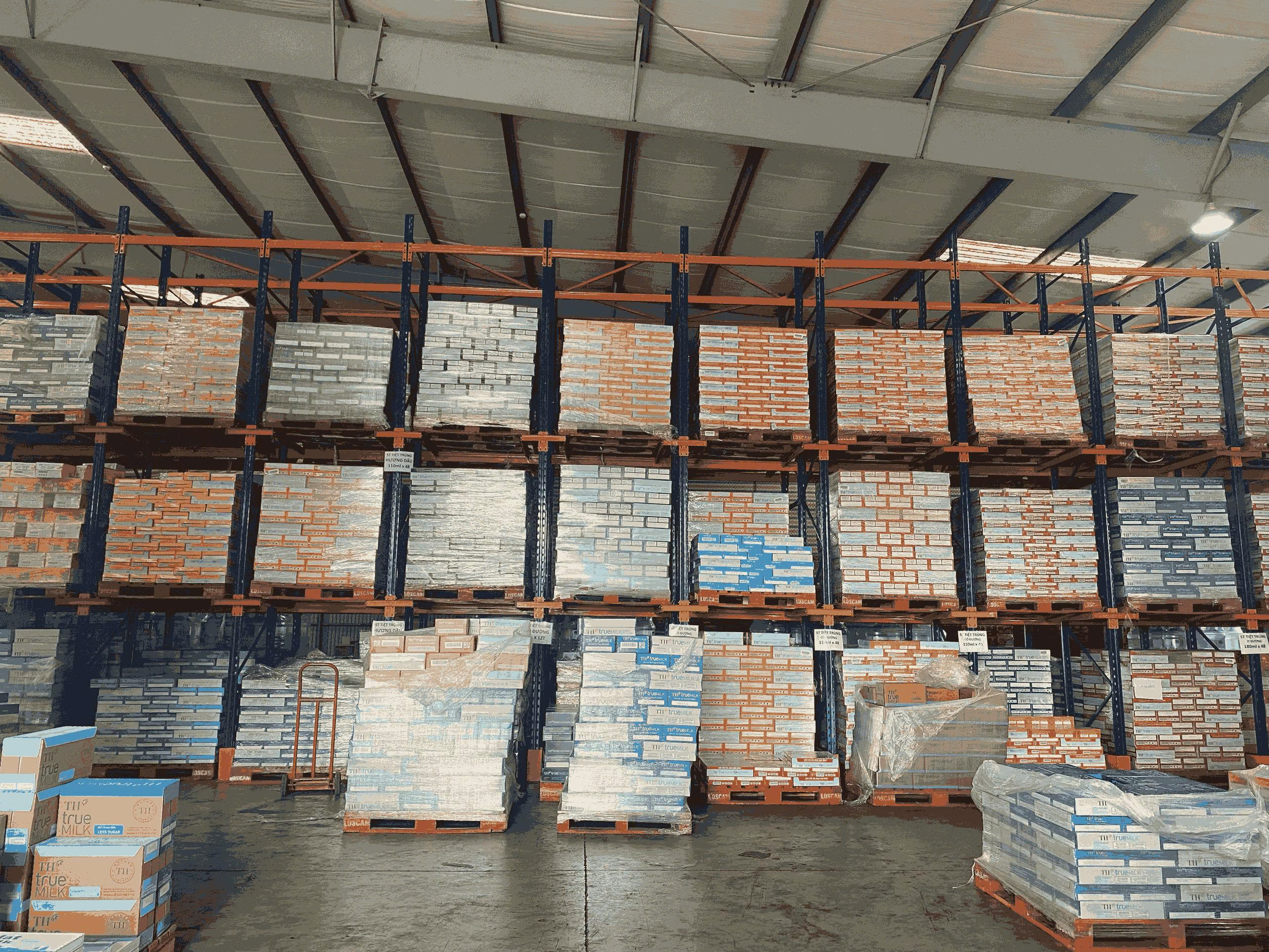 NHÀ CUNG CẤP SỮA VÀ NƯỚC GIẢI KHÁT UY TÍN - NGUỒN CUNG SẴN KHO, GIÁ TỐT TẠI NGỌC HÀ GROUP
